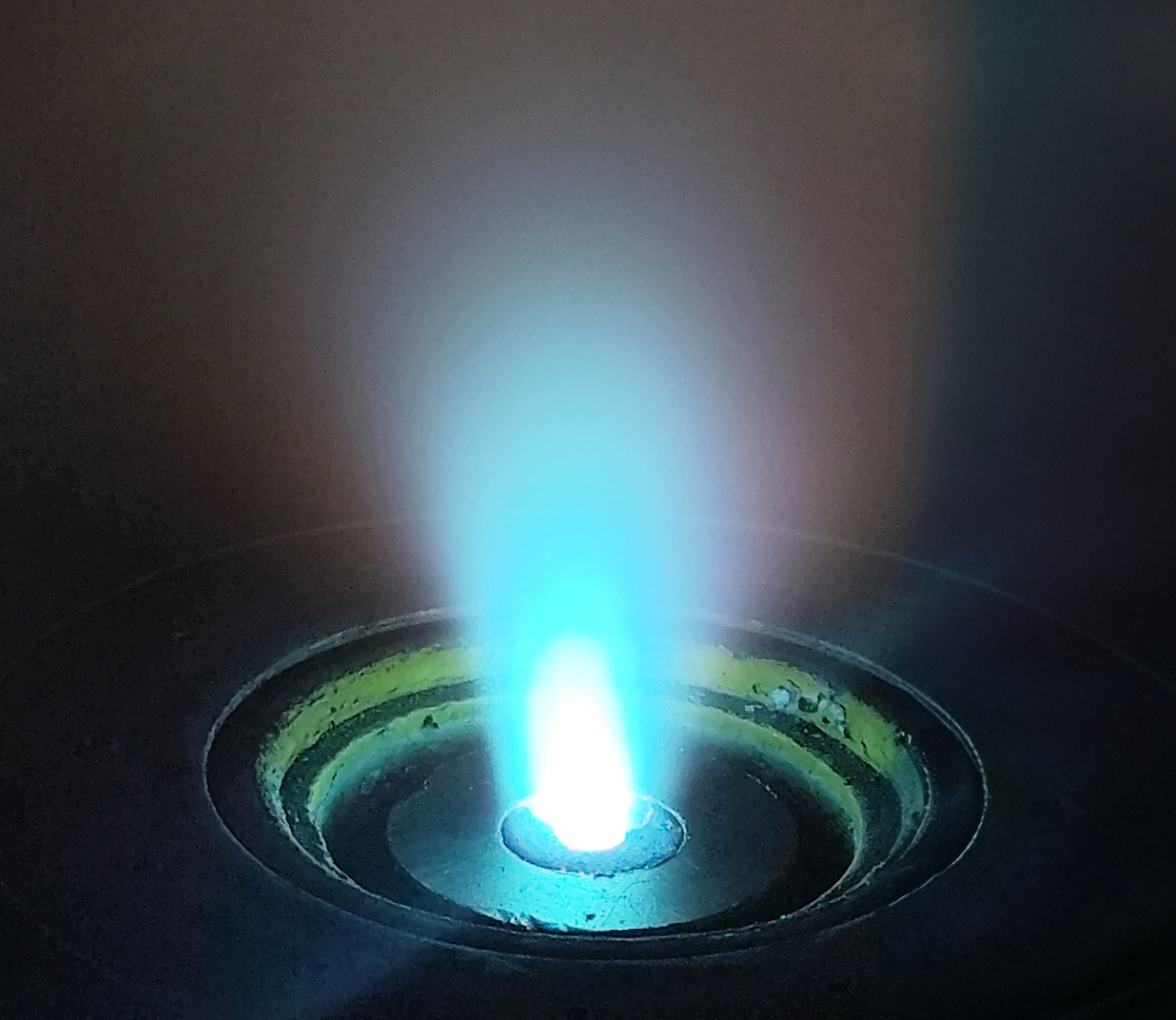 Verdampfung von Cäsiumjodid mit dem anodischen Bogen