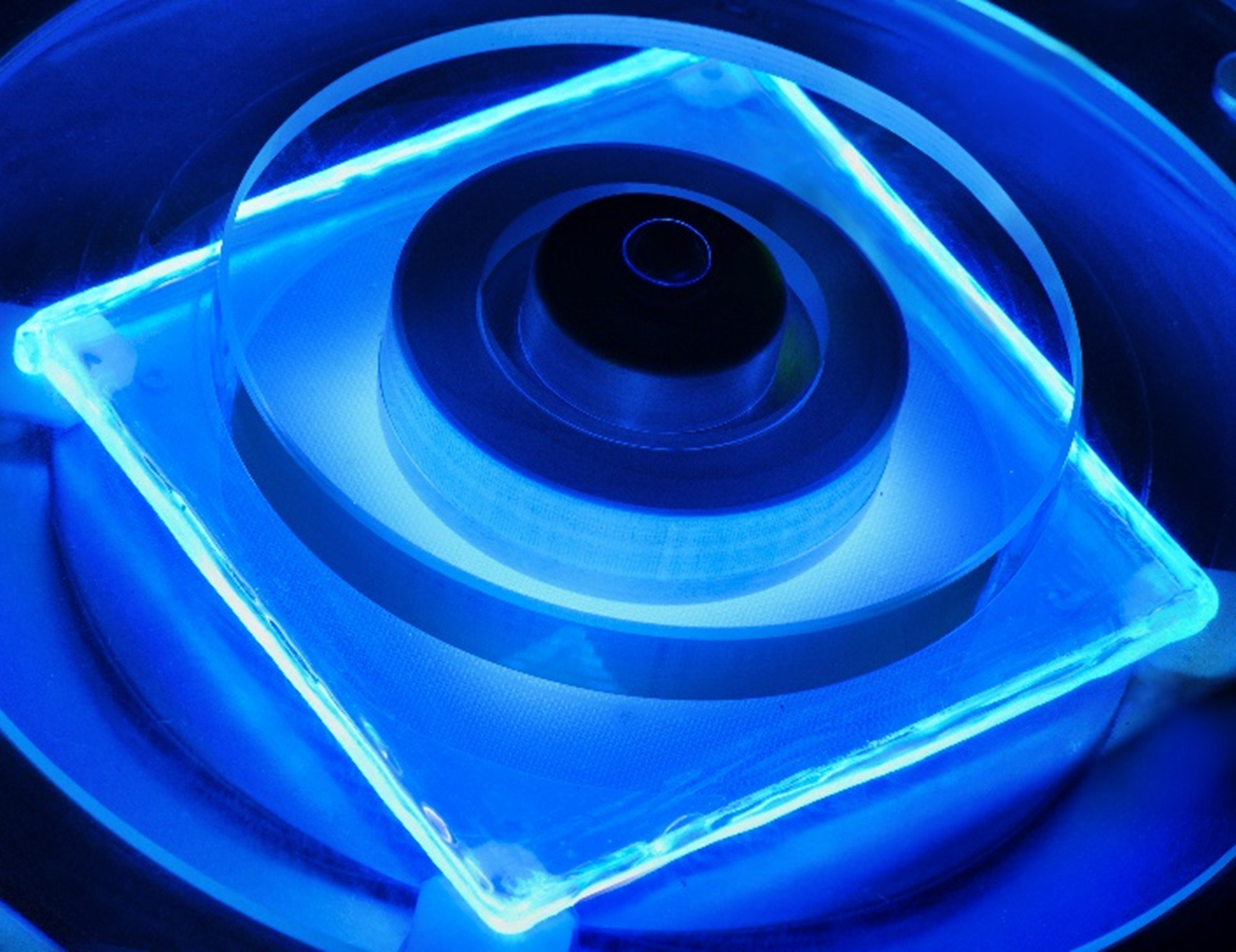 Demonstrator UV/Plasma-Kombinationsquelle