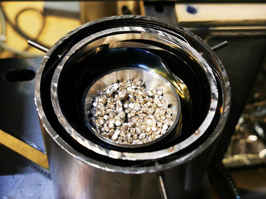 Lithium in Ausgangsform als Granulat als Grundlage zur Fertigung von innovativen und effizienten Batterien der nächsten Generation