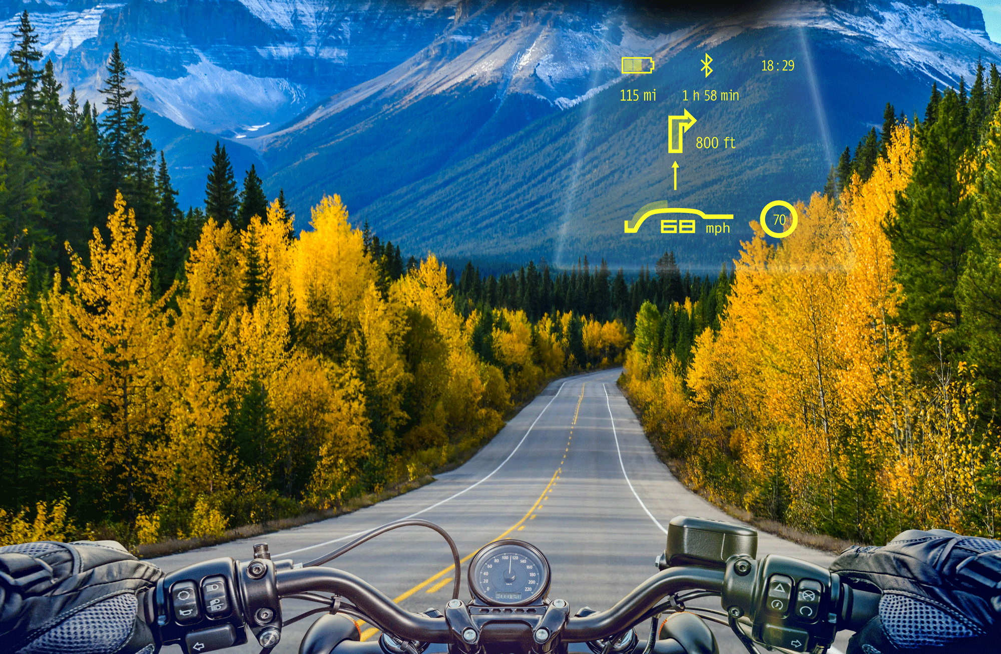 Bereits erhältlich und im Einsatz: Das Head-Up Display für Motorradhelme von „Tilsberk“ (eine Marke der digades GmbH)